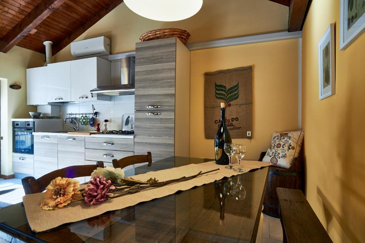 Bella Omegna Apartments ภายนอก รูปภาพ